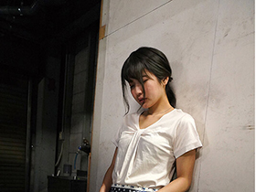 義父に犯され、その一部始終をビデオ撮影された私…　水谷あおい　サンプル画像03